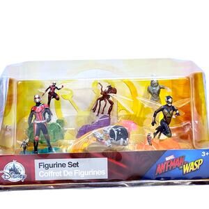 Disney Store Marvel Ant Man & Wasp 6-Piece Figurine Set Rare-New in Box